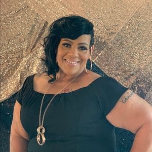 Meet your Posher, Christal